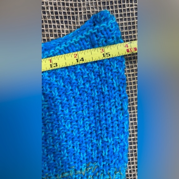 Mermaid Tail Teal Crocheted New See pictures  for measurements Stretchy - Picture 3 of 4